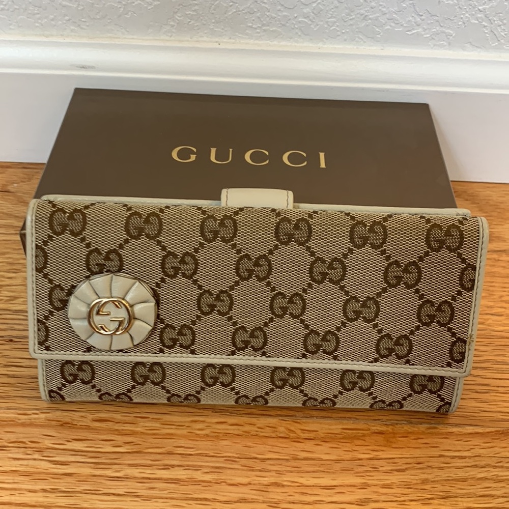 Authentic Gucci Monogram Gg Trophy Continental Wa… - image 1